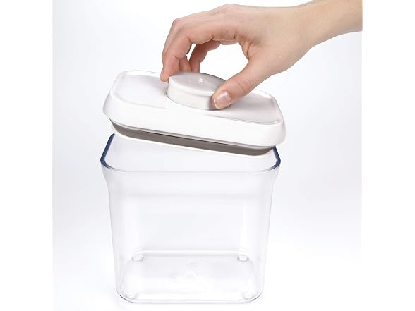 OXO Good Grips 0.9 quart Square POP