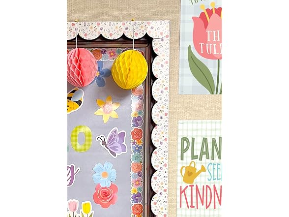 Teacher Created Resources Spring Garden Scalloped Trim