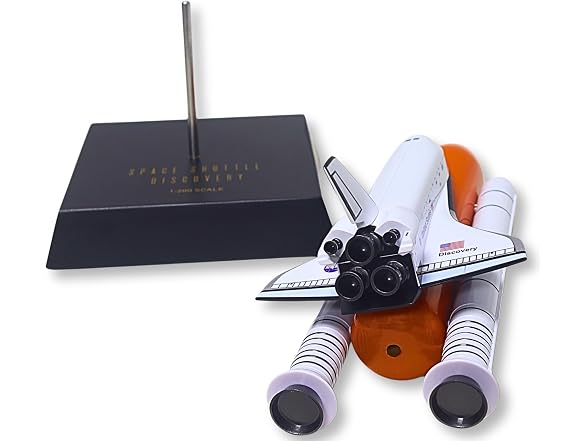 Executive Series Space Shuttle Discovery 1/200 Scale