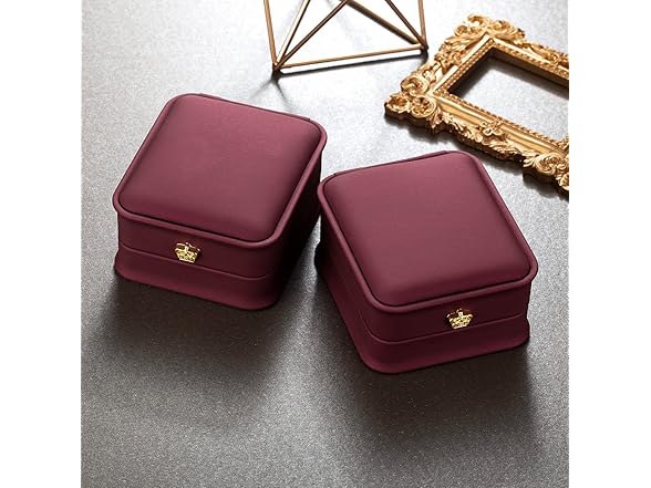 GIORGIA GIBBS 14K Gold Stud Earrings