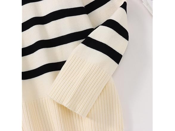 Boutikome Women (S) Sweater Sweater Side Slit Top