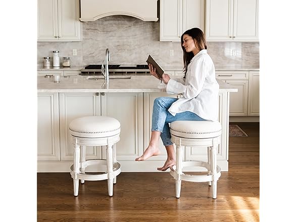 Maven Lane 26" Pullman Counter Barstool