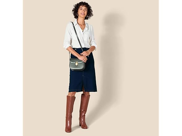 Amazon Essentials Crossbody Flap Bag