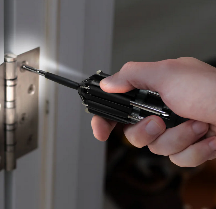 Aduro 8-in-1 Multi-Tool Screwdriver Flashlight - Gallery 6