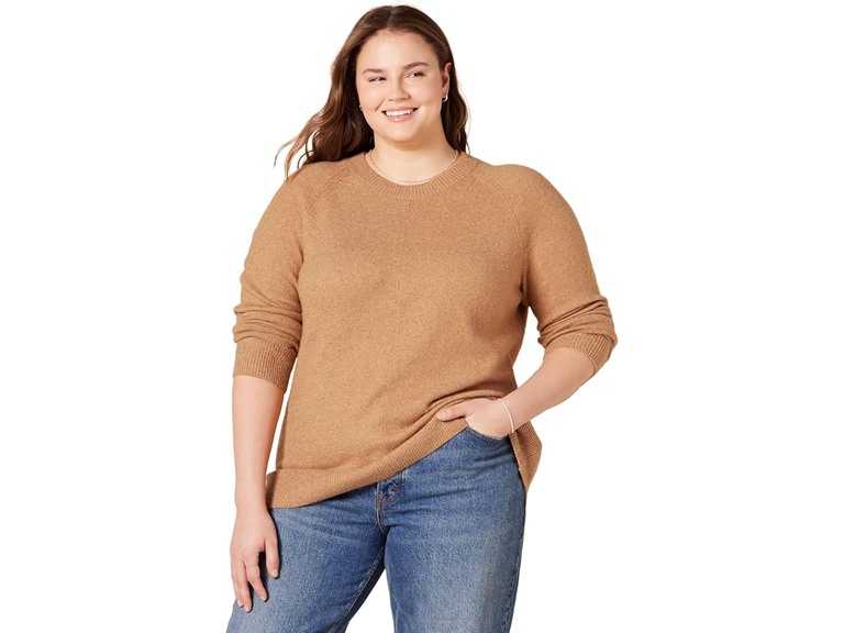 Amazon Essentials Women's Regular-Fit Soft Touch Long-Sleeve Crewneck Sweater, Camel Heather, X-Large