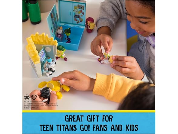 DC Comics Teen Titans Go Kitchen Chaos Playset with 2 Figures