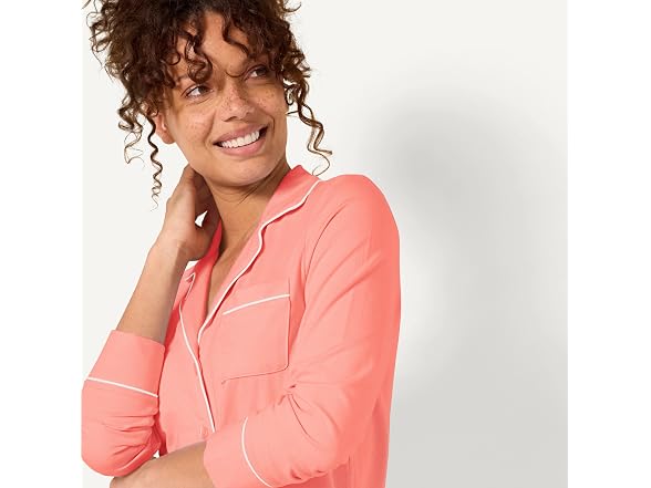 Amazon Essentials Women's Shirt Pant Pajama Set