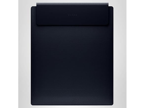 Razer 16" Laptop Sleeve with Wireless Charging