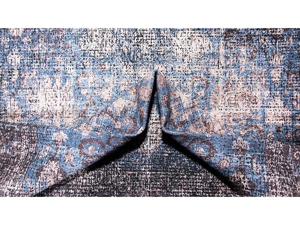L'Baiet Amelie Blue Distressed 5x7 Runner Rug