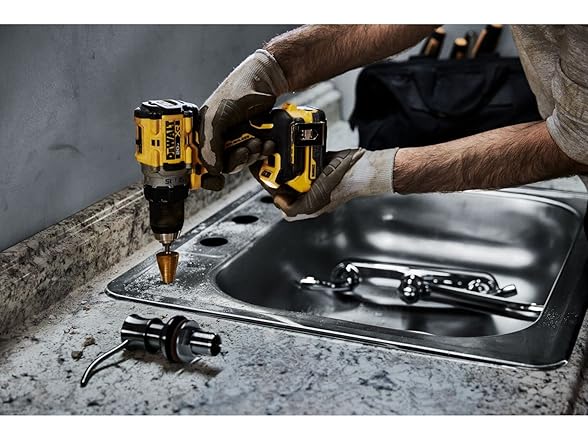 DEWALT DCD800D1E1 20V MAX XR Drill and Impact Kit