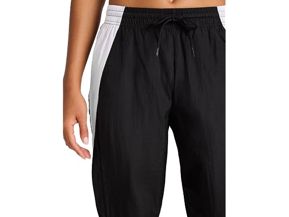 Reebok Women (XS) Bv Woven Pant