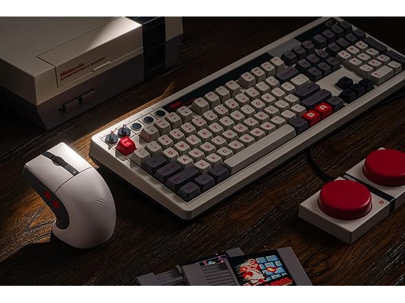 8BitDo Retro R8 Mouse with Charging Dock