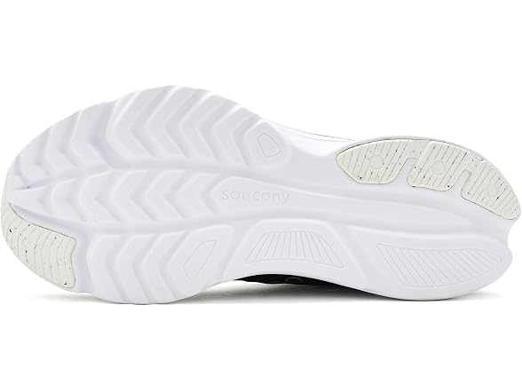 Saucony Women's Kinvara 16 Sneaker