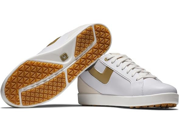 FootJoy Golf Ladies Links Spikeless Shoes (5.5)