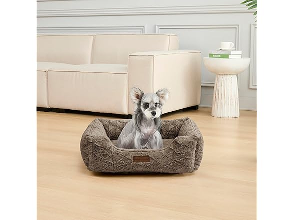 Modern Threads Ultra Soft Plush Pet Bed Medium