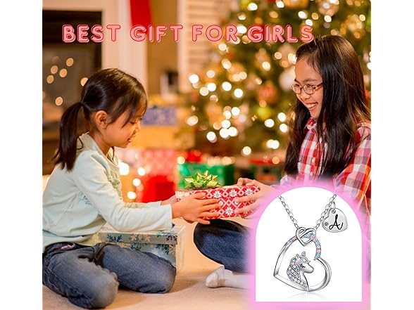 Rucher Gold Unicorn Pendant