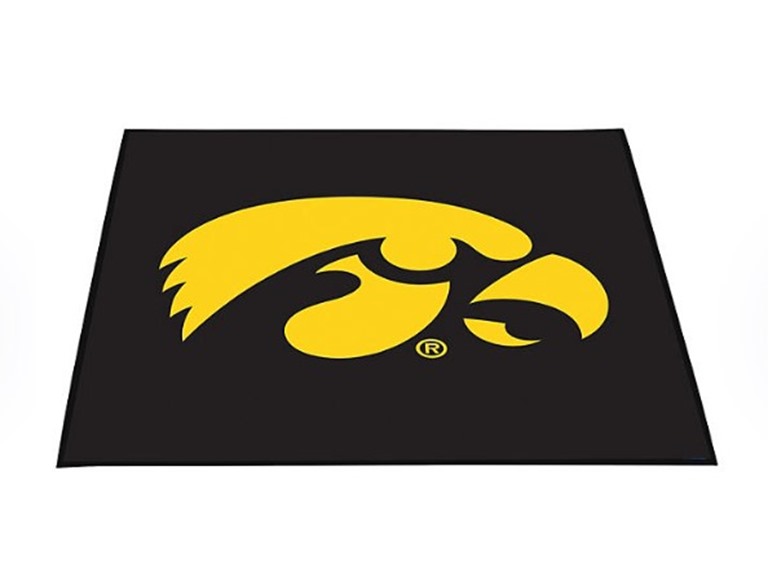 Smart Design Collegiate Tailgate Picnic Mat 9 x 9 Feet Outdoor Indoor Rug Carpet Officially Licensed Logo