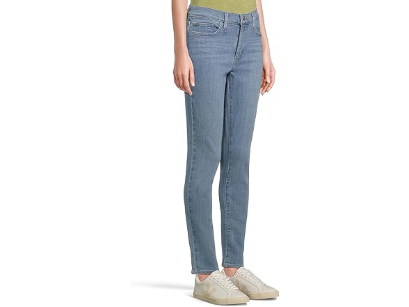 Levi's 311 Shaping Skinny Jean (24)