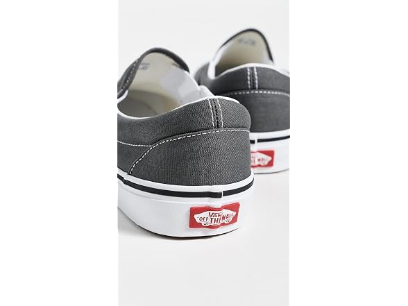 Vans Men U Classic Slip Sneakers