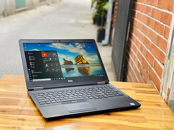 Dell Latitude E5570 15.5" Laptop