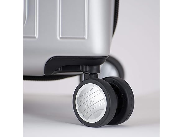 DELSEY PARIS Titanium Hardside Carry-On
