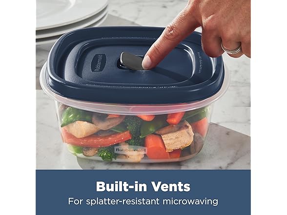 Rubbermaid Easy Find Lids® Food Storage Set