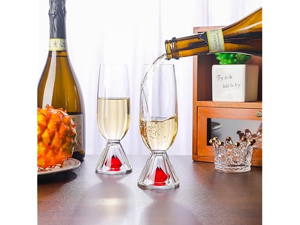 YLNNLC Ruby Base Champagne Flutes