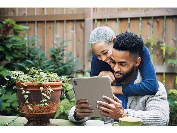 Logitech Combo Keyboard and Trackpad Case for iPad