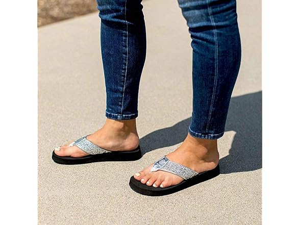 Yellow Box Women's Feliks Sandal, 6.5