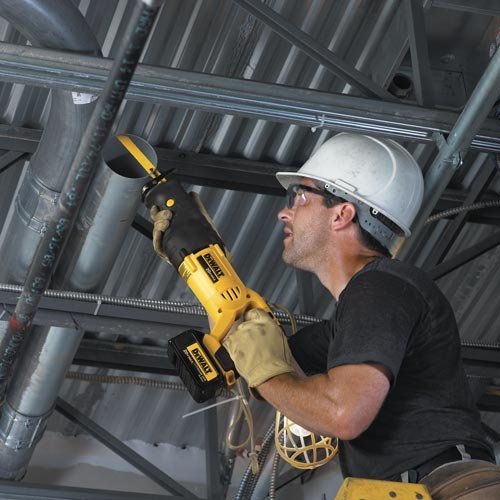 DEWALT DCS380B 20V Reciprocating Saw - Gallery 24