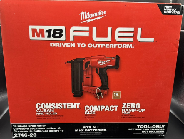 Milwaukee 2746-20 M18 FUEL 18 Gauge Brad Nailer - Gallery 2