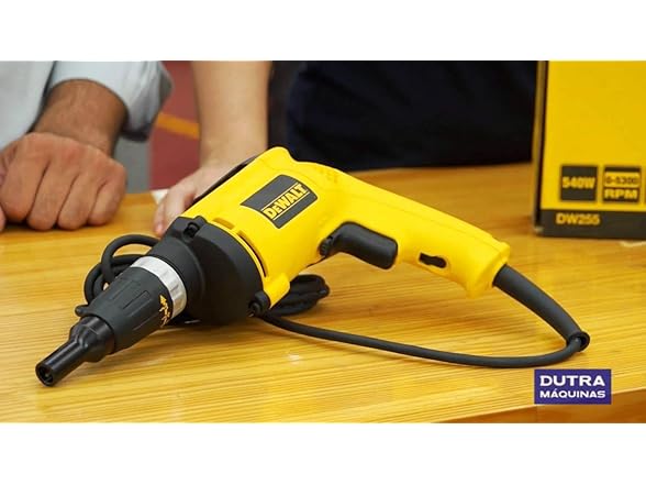 DEWALT DW255 Drywall Screw Gun