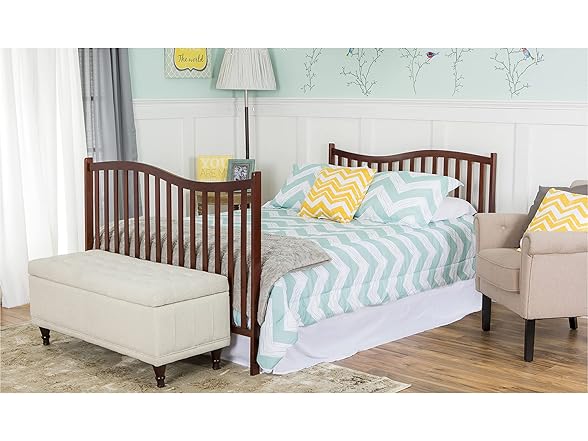 Dream On Me Chelsea 5-In-1 Crib, Espresso