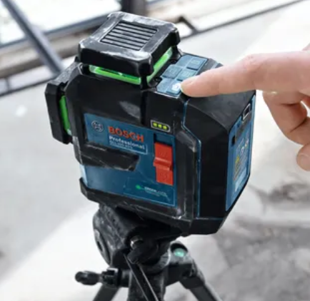 Bosch GLL300-42GL 3.7V 360 degree Leveling Laser - Gallery 6