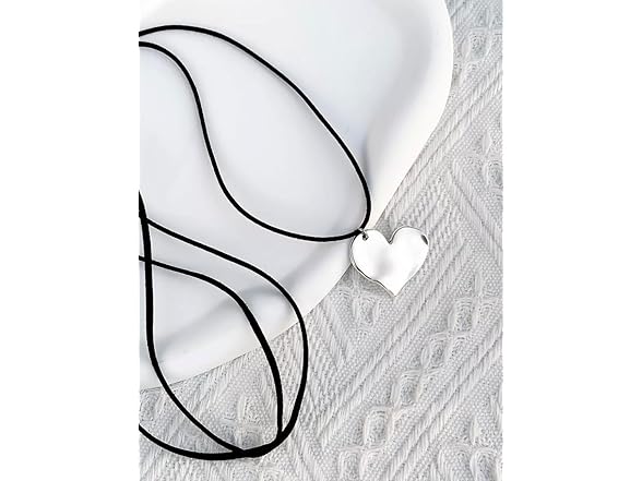 AYAL Chunky Puffy Heart Choker Necklace