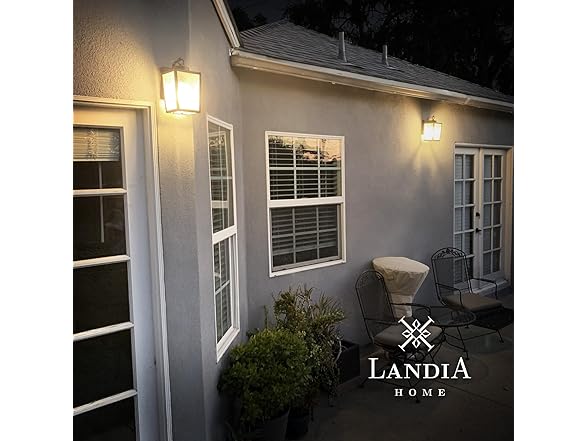 Landia Home Outdoor Wall Lantern