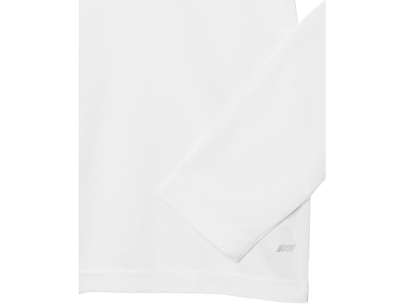 Amazon Essentials Men Performance Tech T-shirt