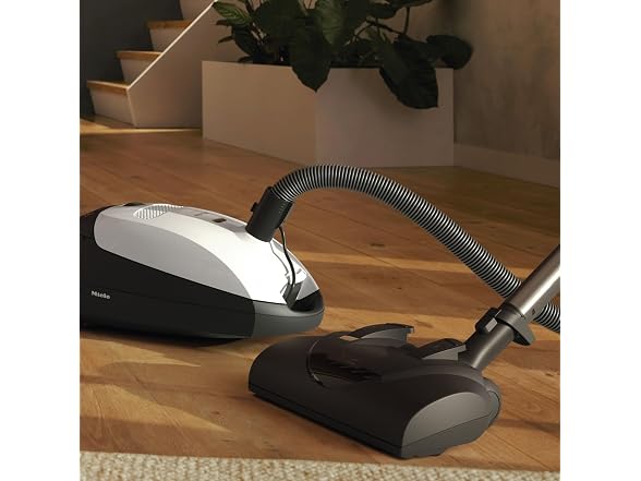 Miele Classic C1 Cat & Dog Bagged Canister Vacuum