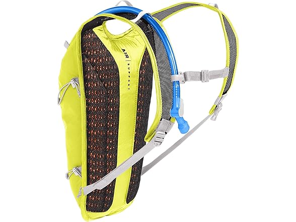 CamelBak Classic Light Bike Pack (70oz)