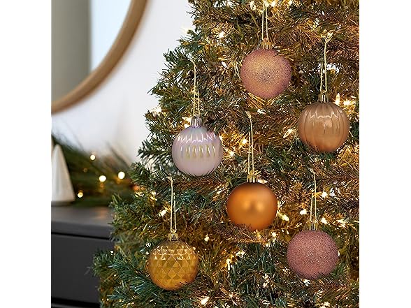 Hallmark Champagne Gold Ornament Set