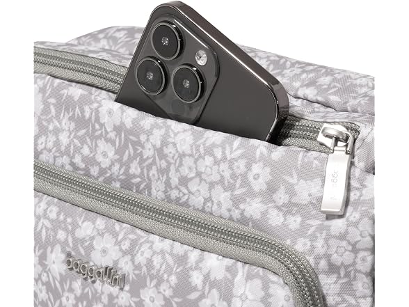 Baggallini Modern Camera Bag