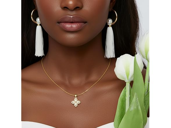 Darenli 18K Gold Plated Four Leaf Clover Necklace