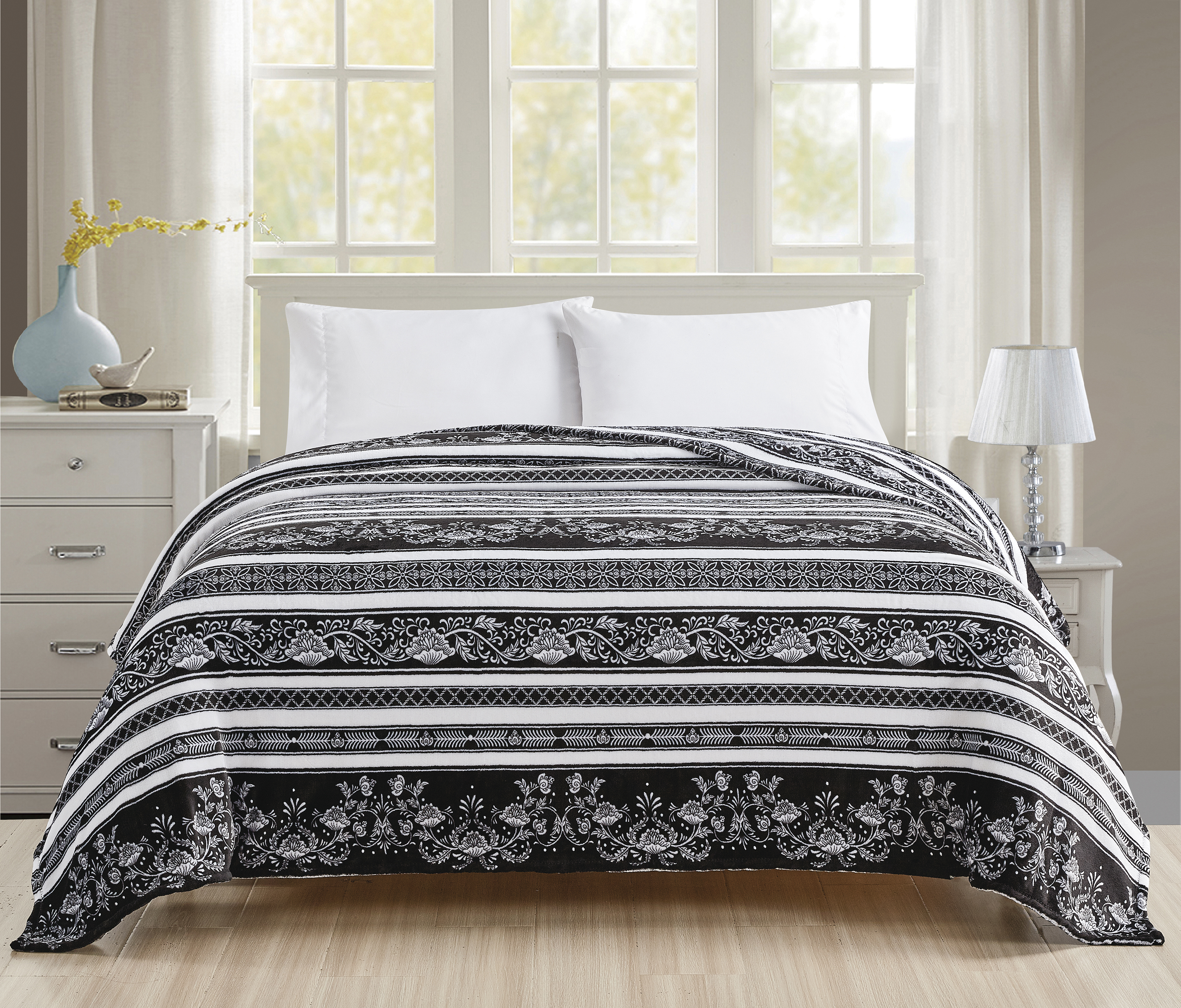Printed King & Queen Blankets - Gallery 10