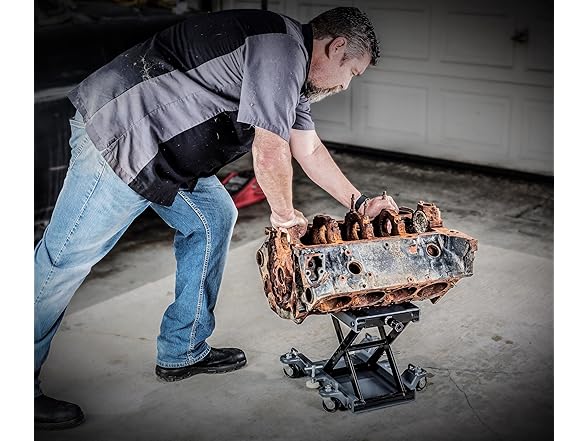 Powerbuilt Motorcycle Lift