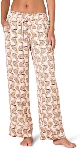 Pale Pink Blush Leopards