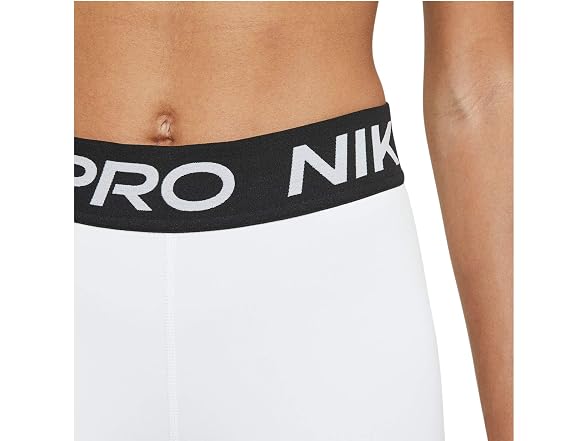 Nike Women (XS) 3" Shorts