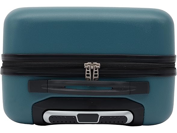 Travelers Club Harper Luggage, Hydro, 22-Inch Carry-On