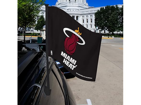 Heat Alt Double Car Flag w/Pole