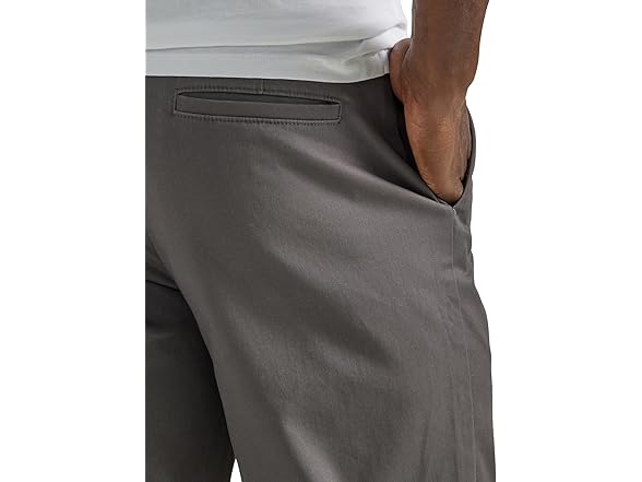 Lee Flat Front Charcoal (30x32)