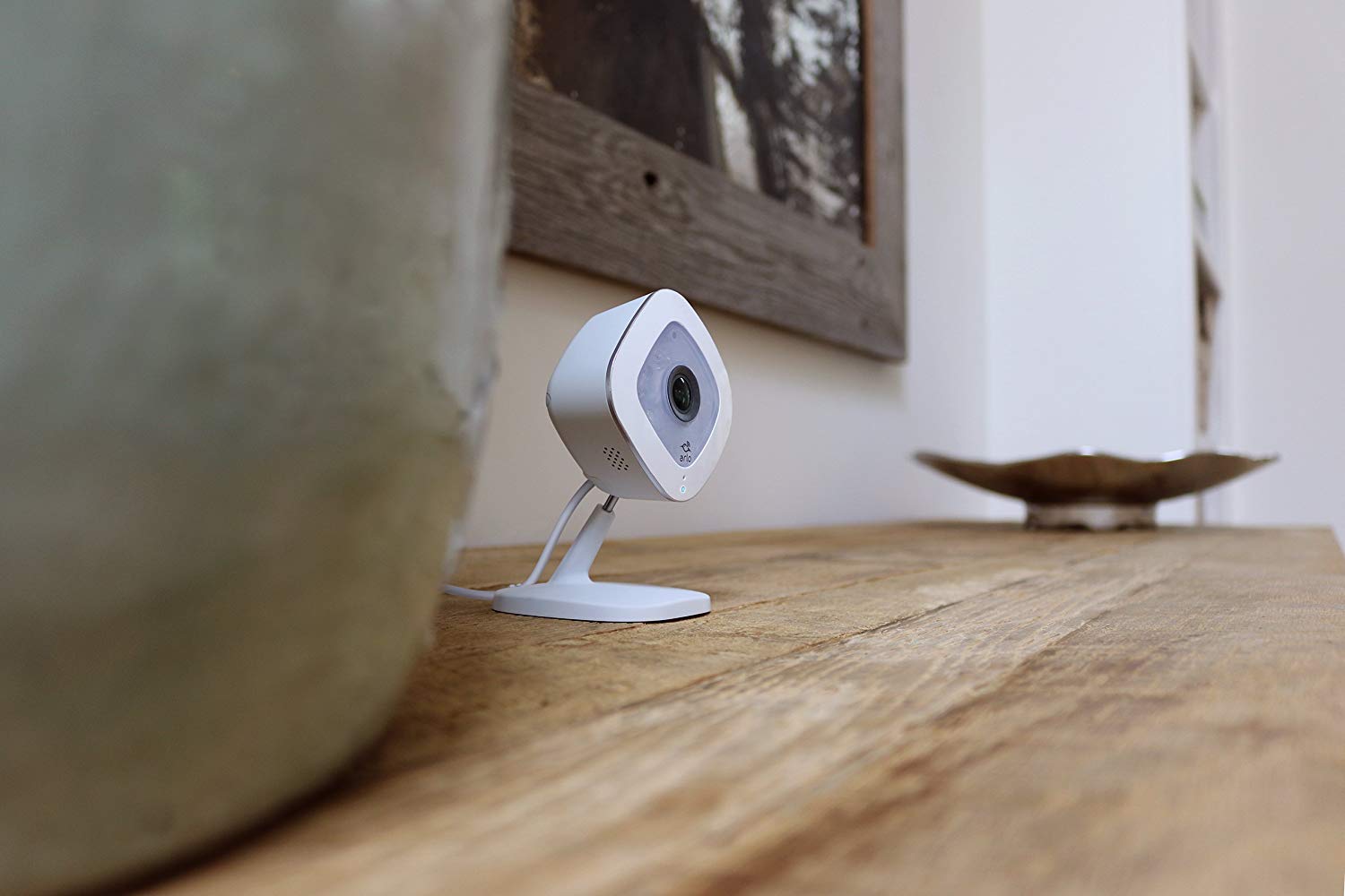 Arlo Q Wired 1080p HD Wi-Fi Security Camera (Open Box) - Gallery 12